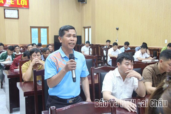 Cử tri xã Lê Lợi kiến nghị các cấp quan tâm xem xét các vấn đề liên quan đến đời sống nhân dân.