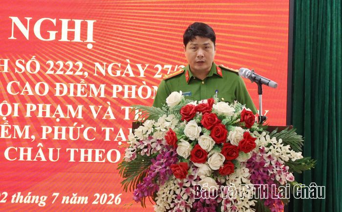 Lãnh đạo Phòng Cảnh sát Điều tra tội phạm về ma túy tham luận tại hội nghị.