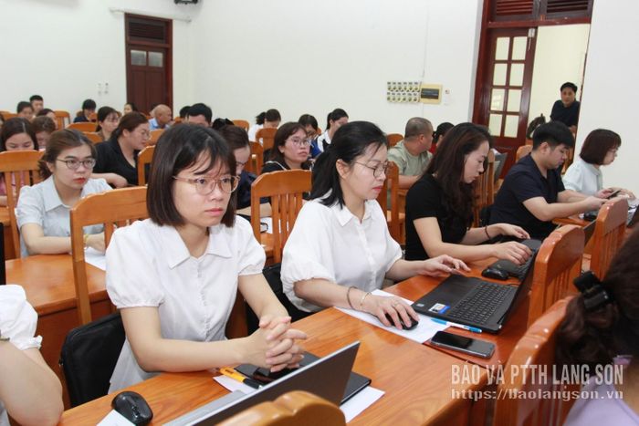 Đại biểu tham gia tập huấn 