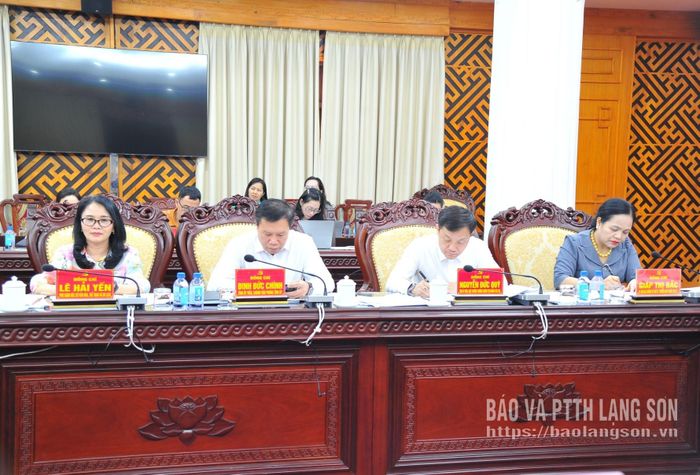 Các đại biểu tham dự hội nghị