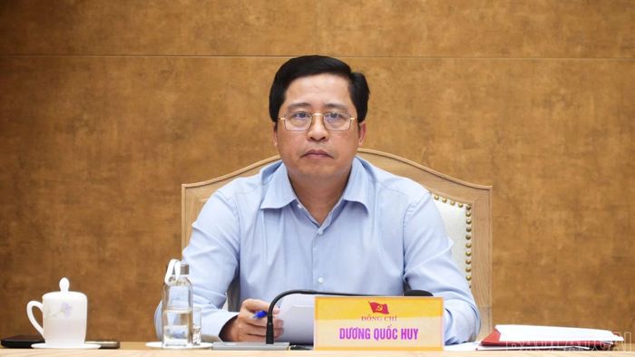 Đồng chí Dương Quốc Huy - Ủy viên Ban Chấp hành Trung ương Đảng, Bí thư Tỉnh ủy, Trưởng Ban Chỉ đạo phòng, chống tham nhũng, lãng phí, tiêu cực tỉnh chủ trì phiên họp.