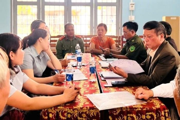 Công an xã Đức An luôn bám cơ sở, gần gũi với Nhân dân để nắm tình hình