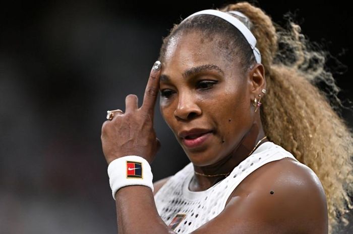 Serena Williams không tham gia họp báo sau trận thua trước Maya Joint ở vòng 1 Wimbledon năm nay.