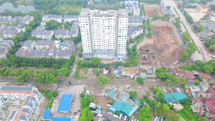 Đoạn 1 từ đường Trịnh Văn Bô đến cầu Ngà có chiều dài khoảng 3,25 km, mặt cắt ngang 50 m hiện còn vướng mặt bằng.
