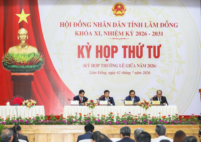 Các đồng chí chủ trì Kỳ họp thứ 4, HĐND tỉnh Lâm Đồng khóa XI, nhiệm kỳ 2026 - 2031