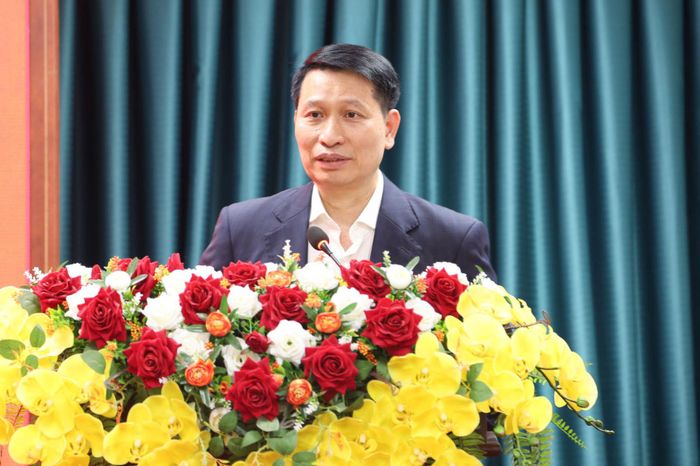 Đồng chí Bùi Huy Thành, Ủy viên Ban Thường vụ Tỉnh ủy, tân Trưởng Ban Tuyên giáo và Dân vận Tỉnh ủy phát biểu nhận nhiệm vụ