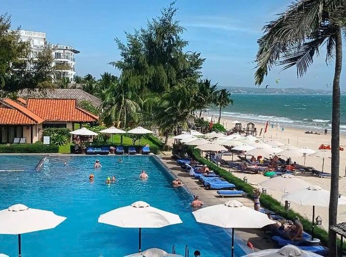 Hoạt động du lịch dự báo tiếp tục sôi động vào nửa cuối năm nay, góp phần tăng trưởng cho khu vực dịch vụ