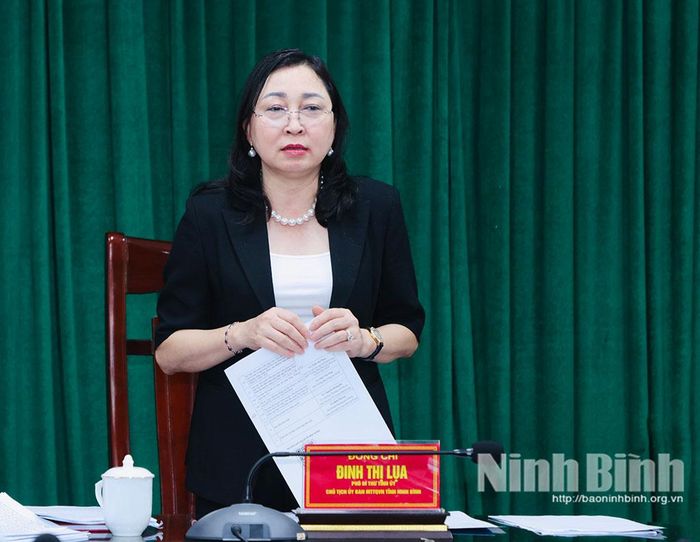 Đồng chí Đinh Thị Lụa, Phó Bí thư Tỉnh ủy, Chủ tịch Ủy ban MTTQ Việt Nam tỉnh phát biểu kết luận Hội nghị.
