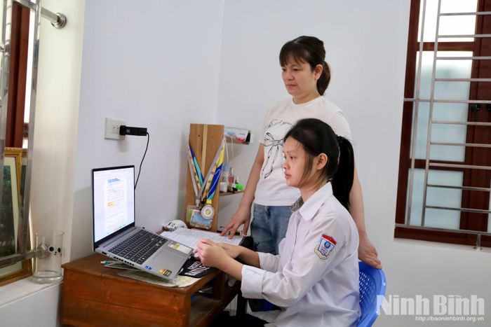 Những lời động viên của mẹ tiếp thêm động lực để Quỳnh Mai vững bước trên hành trình chinh phục ước mơ.