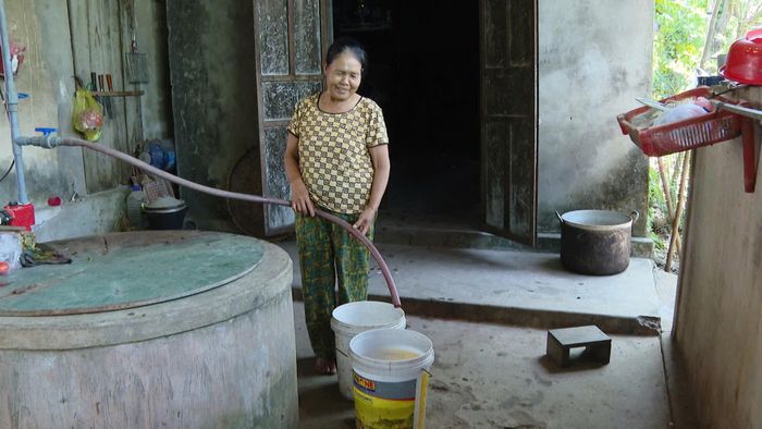 Nhiều hộ gia đình đào giếng nhưng lượng nước không đủ phục vụ nhu cầu sử dụng - Ảnh: T.T