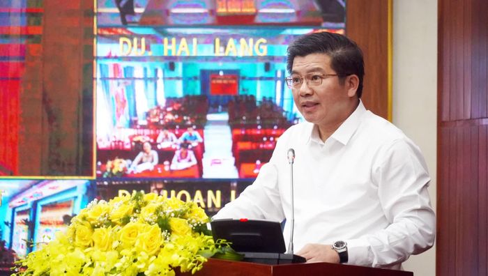Đồng chí Trần Vũ Khiêm, Phó Bí thư Thường trực Tỉnh ủy, Trưởng đoàn đại biểu Quốc hội tỉnh phát biểu chỉ đạo tại hội nghị - Ảnh: N.M