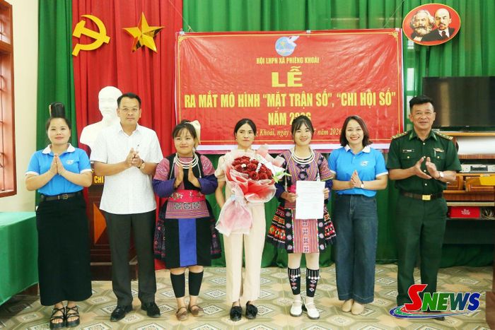 Ra mắt mô hình "Chi hội số" tại bản Lao Khô 1, xã Phiêng Khoài.