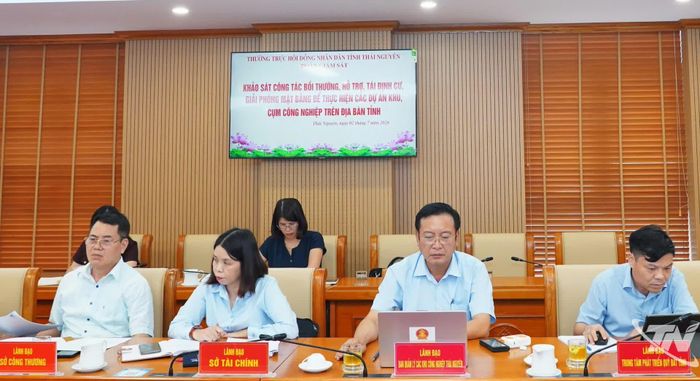 Đại diện lãnh đạo các đơn vị tại buổi làm việc.