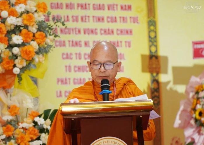 Thượng tọa Thích Giác Phổ trình danh sách nhân sự dự kiến