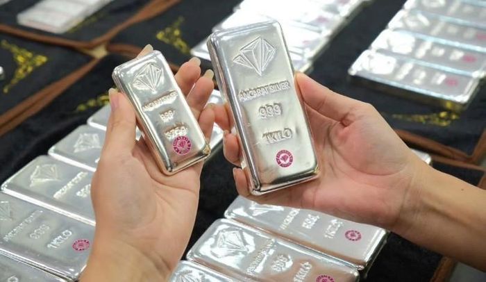 Giá bạc trong nước và thế giới hôm nay đồng loạt tăng. Ảnh: Kitco