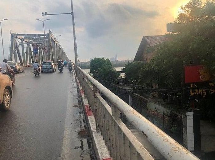 Hà Nội: Rà soát, di dời công trình trong hành lang bảo vệ đê trước năm 2030.