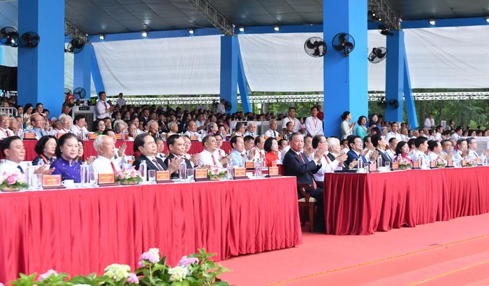 Tổng Bí thư, Chủ tịch nước Tô Lâm và Lãnh đạo, nguyên Lãnh đạo Đảng, Nhà nước dự Lễ kỷ niệm 50 năm ngày thành phố Sài Gòn - Gia Định chính thức mang tên Chủ tịch Hồ Chí Minh