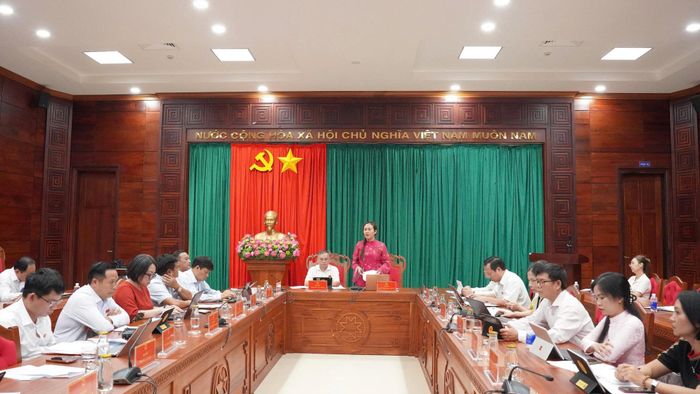 Quang cảnh Tổ thảo luận số 2 tại Kỳ họp thứ Hai, HĐND tỉnh Đắk Lắk khóa XI