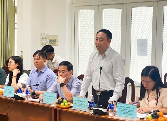 Ông Lê Vệ Quốc - Cục trưởng Cục Đăng ký giao dịch bảo đảm và Bồi thường nhà nước phát biểu tại buổi làm việc. Ảnh: Đình Thương
