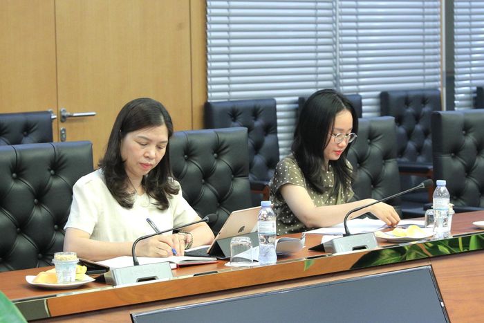 Các đại biểu dự cuộc làm việc