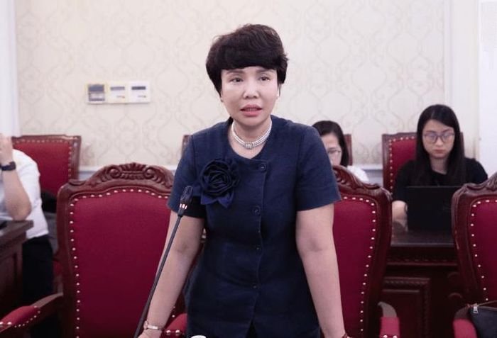 TS Nguyễn Thị Điệp, Trưởng phòng Dịch tễ thú y (Cục Chăn nuôi và Thú y) phát biểu tại diễn đàn