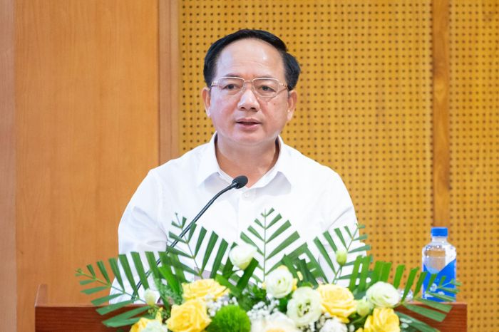Trưởng Ban Tuyên giáo và Dân vận Trung ương Trịnh Văn Quyết phát biểu chỉ đạo tại Hội nghị