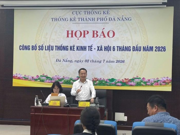 Quang cảnh họp báo công bố số liệu thống kê kinh tế - xã hội 6 tháng đầu năm 2026.