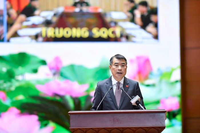 Thủ tướng Lê Minh Hưng phát biểu tại hội nghị.