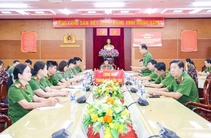 Các đại biểu tham dự hội nghị.