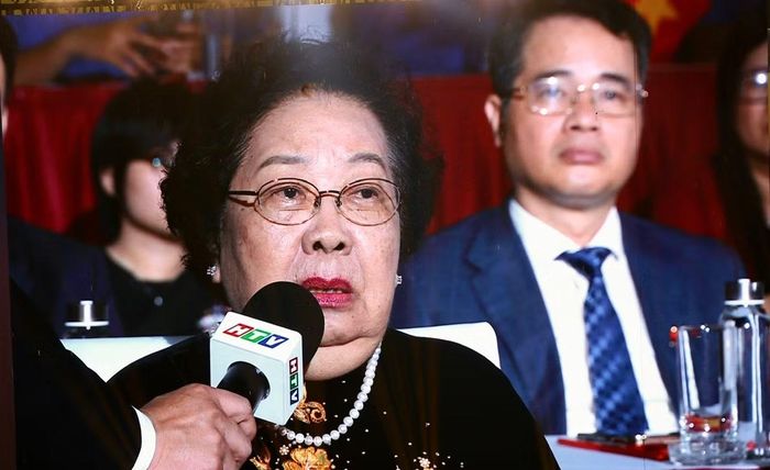 Bà Nguyễn Thị Hoài Thu, Đại biểu Quốc hội liên tục từ khóa 6 đến khóa 11, kể lại giây phút trực tiếp chứng kiến thời khắc lịch sử ngày 2/7/1976 khi Quốc hội quyết nghị đặt tên thành phố là TP Hồ Chí Minh.