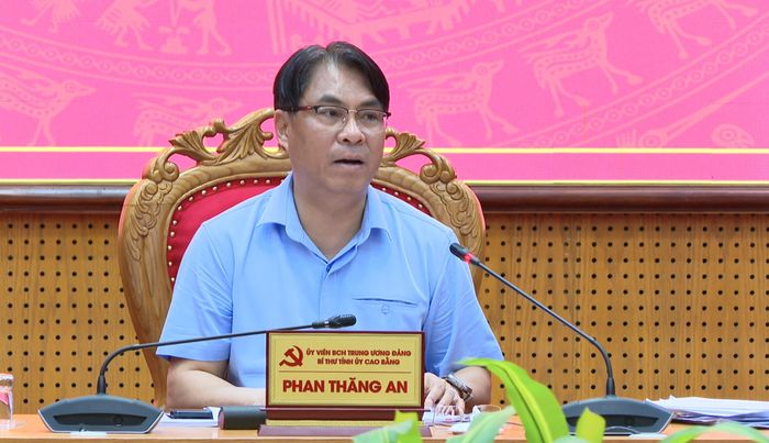 Bí thư Tỉnh ủy, Chủ tịch HĐND tỉnh Phan Thăng An kết luận hội nghị.