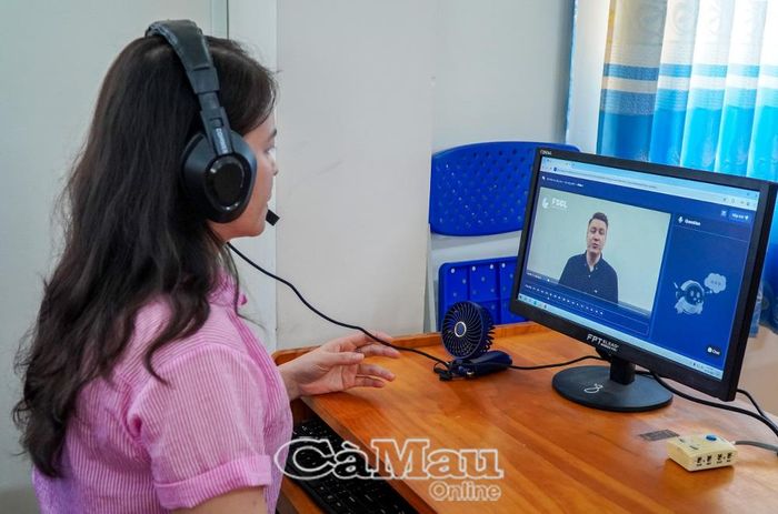 Giáo viên thực hiện bài khảo sát với cả 4 kỹ năng nghe, nói, đọc, viết theo chuẩn CEFR.