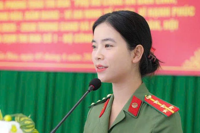 Đại úy Nguyễn Thị Thùy Linh