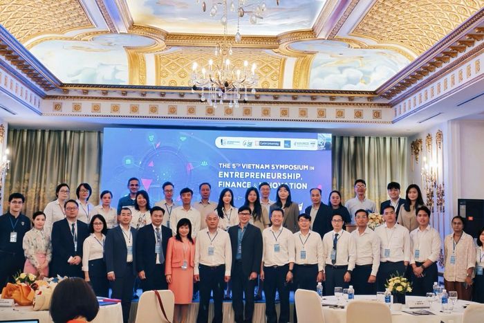 Các đại biểu tham dự Hội thảo (Ảnh: daibieunhandan.vn).