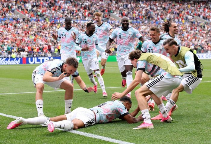 Bỉ có màn lội ngược dòng khó tin trước Senegal. Ảnh: FIFA