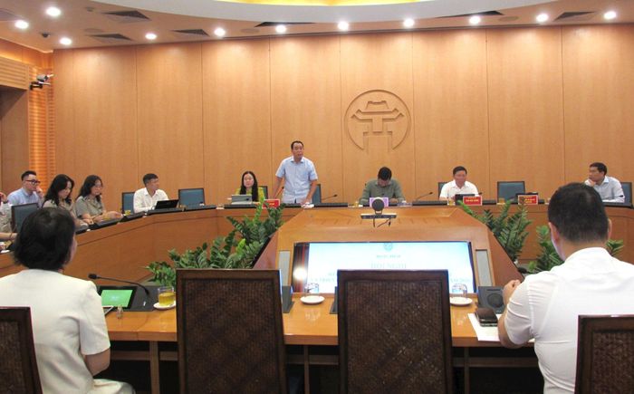 Giám đốc Sở Tư pháp Hà Nội Ngô Anh Tuấn phát biểu tại điểm cầu UBND thành phố Hà Nội. Ảnh: PV