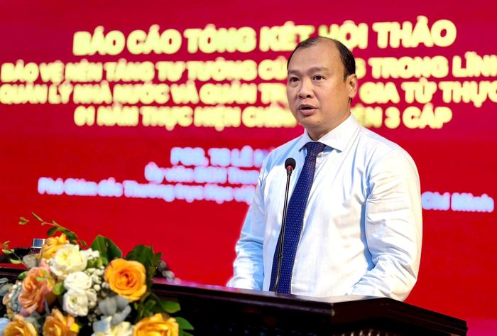 PGS.TS Lê Hải Bình, Phó Giám đốc Thường trực Học viện Chính trị quốc gia Hồ Chí Minh phát biểu kết luận hội thảo. Ảnh: PN