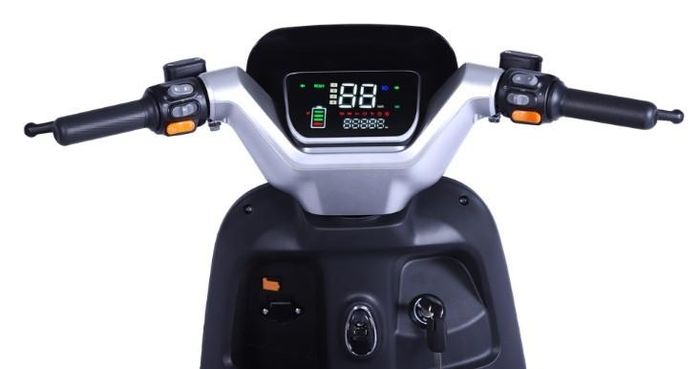 Solo 2 được trang bị mô-tơ điện cho tốc độ tối đa khoảng 95 km/h
