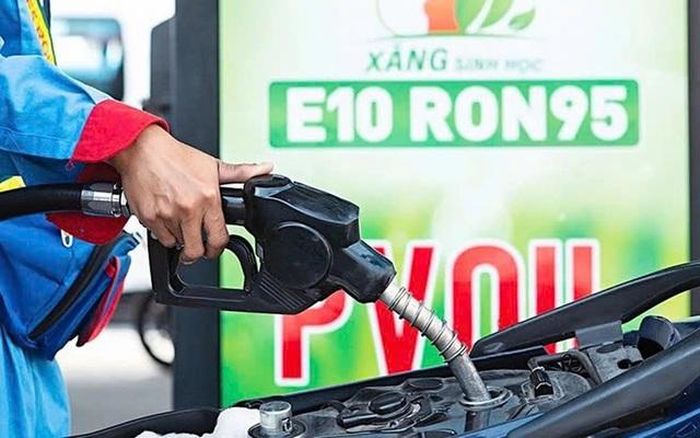 Bộ Công Thương yêu cầu doanh nghiệp chủ động nguồn cung, không gián đoạn phân phối xăng dầu
