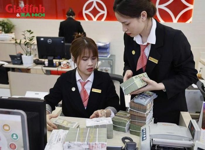 Ngân hàng TMCP Đông Nam Á (SeABank) được Bộ Công an tặng Bằng khen vì có thành tích xuất sắc trong phong trào "Toàn dân bảo vệ an ninh Tổ quốc" năm 2025.