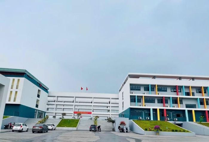 Trường THPT chuyên Tuyên Quang. (Ảnh: Fanpage nhà trường)