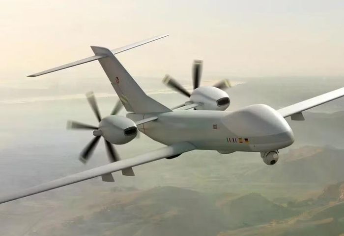Eurodrone là sản phẩm của một liên doanh gồm Airbus Defence & Space, Leonardo và Dassault Aviation. Máy bay được thiết kế để trinh sát, giám sát, bắt mục tiêu và thu thập thông tin trong các nhiệm vụ dài ngày.