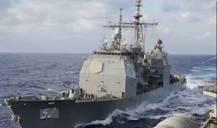 Hải quân Mỹ thông báo tuần dương hạm USS Mobile Bay và tàu đổ bộ tấn công USS Peleliu sẽ được sử dụng làm mục tiêu trong nội dung đánh chìm tàu chiến (SINKEX) thuộc cuộc diễn tập hàng hải quốc tế RIMPAC lần thứ 30 diễn ra ngoài khơi Hawaii.