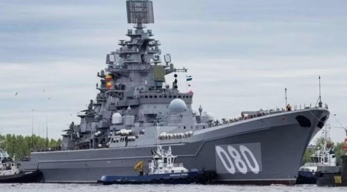 Admiral Nakhimov có thể nhanh chóng thay đổi vị trí, khiến đối phương khó xác định mục tiêu hơn, đồng thời giảm thời gian hoạt động trong khu vực nguy hiểm.