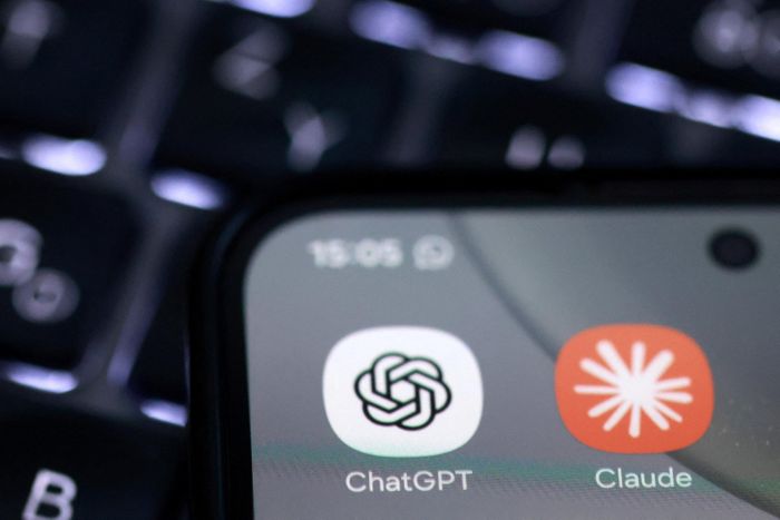 GLM-5.2 không hề kém cạnh so với các mô hình AI ChatGPT, Claude mới nhất. Ảnh: Reuters.