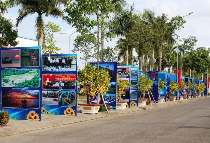 Triển lãm ảnh tại phường Hà Tiên về Hà Tiên xưa và nay