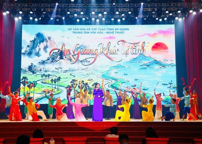Báo cáo chương trình tham gia Hội diễn của đoàn An Giang.