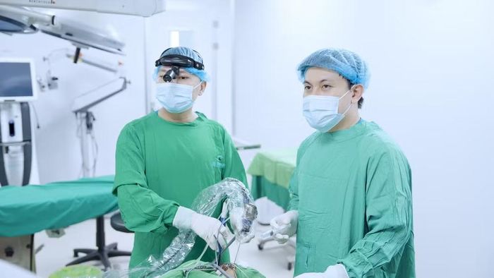 Ứng dụng kỹ thuật phẫu thuật ít xâm lấn bằng dao Coblator trong điều trị bệnh lý tai mũi họng.
