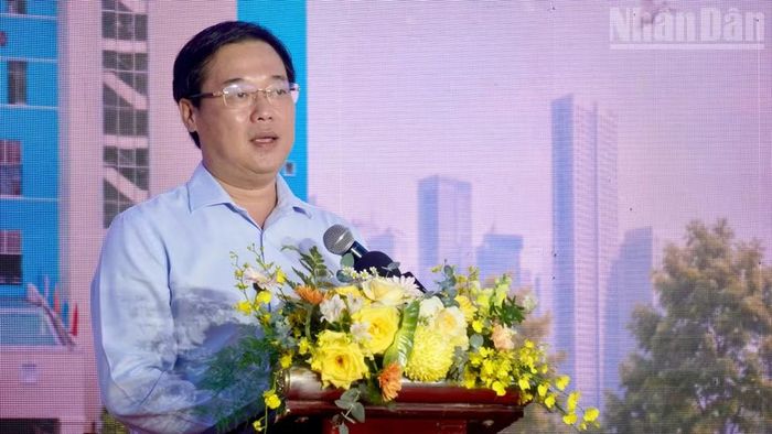 Đồng chí Lê Quốc Phong, Phó Bí thư Thường trực Thành ủy Thành phố Hồ Chí Minh phát biểu.