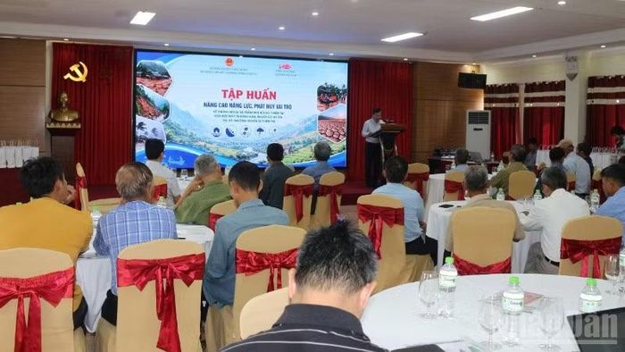 Toàn cảnh buổi tập huấn.